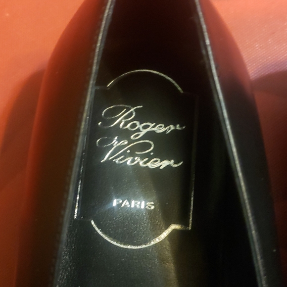 Roger Vivier Flats - Picture 5 of 8